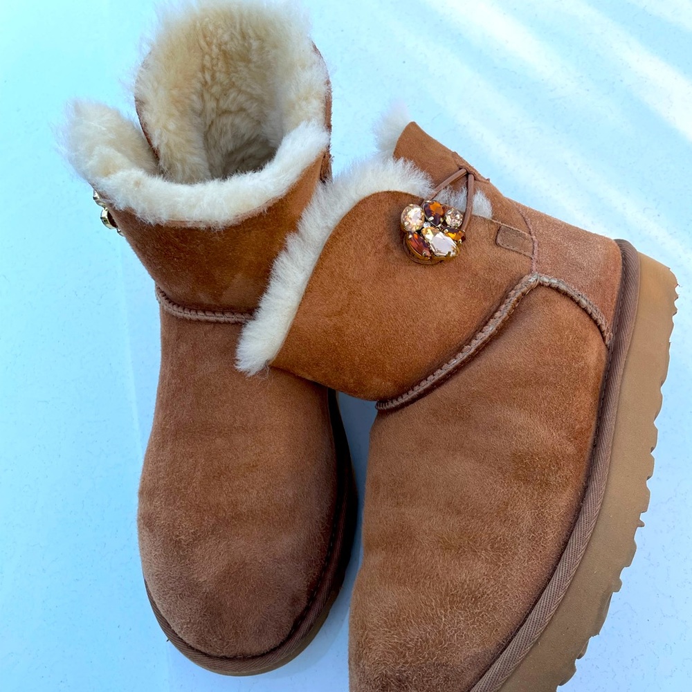 Original UGG, size US 10, gently used, clean, comes from smoke & pet free home.